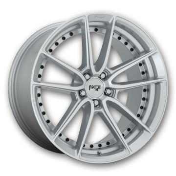 Niche Wheels DFS 22x10.5 Gloss Silver Machined 5x115 +20mm 71.7mm